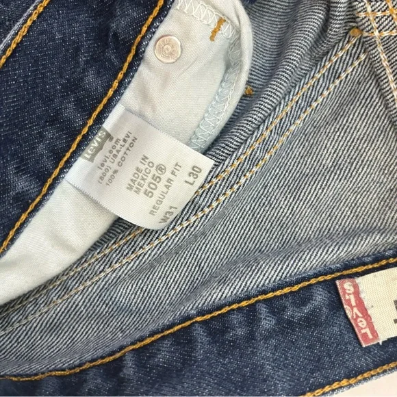 Vintage Mens LEVIS 505 Straight Leg Jeans 31x30 Red Tab Regular Fit Patches - Picture 7 of 7